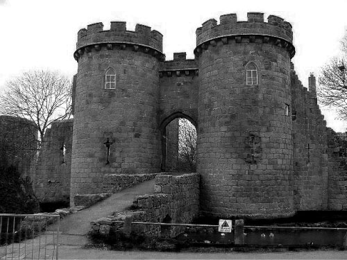 Whittington castle, shropshire