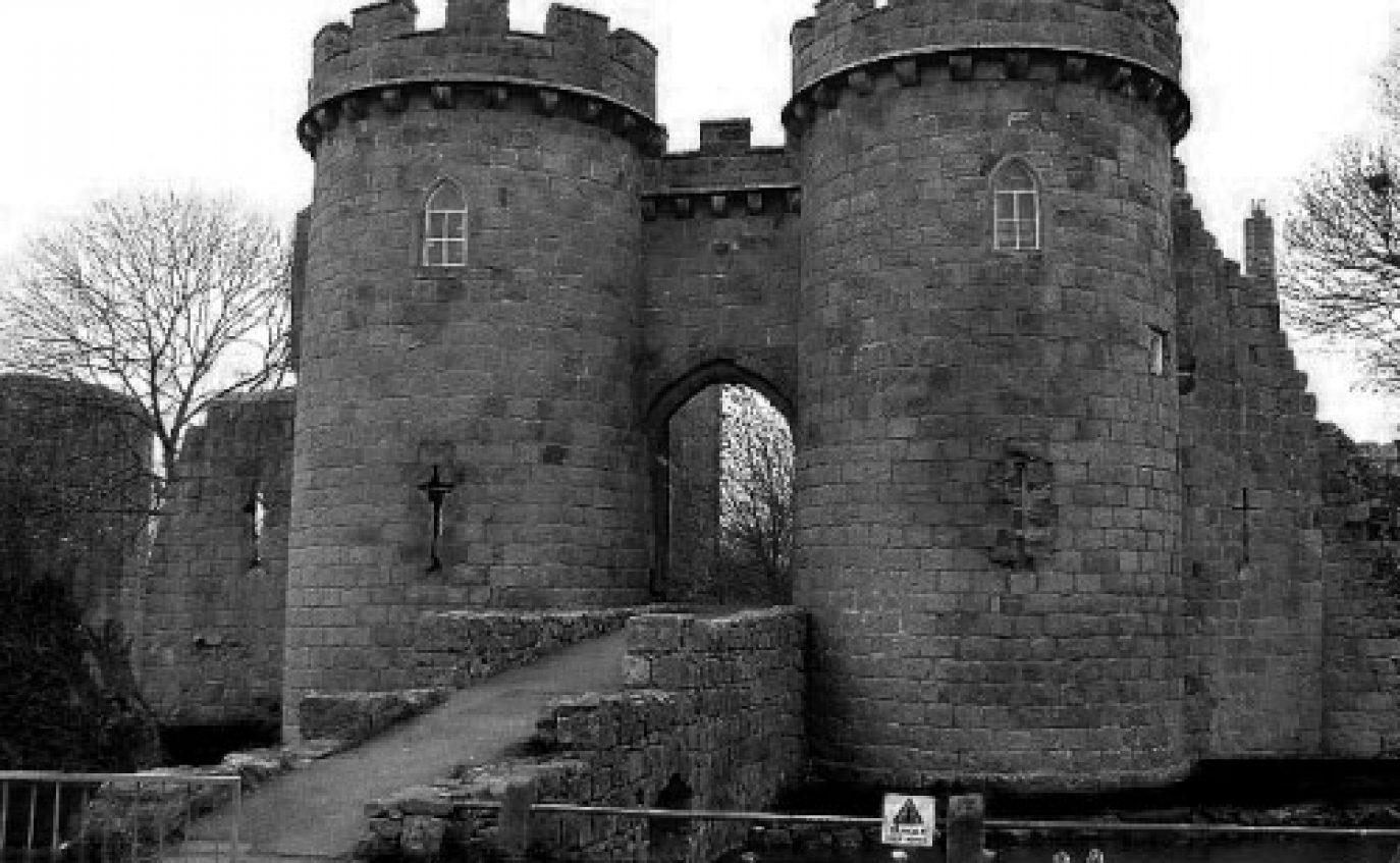 Whittington castle, shropshire